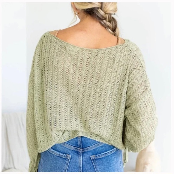 Lumiere Open Knit Sweater Medium - Picture 4 of 9